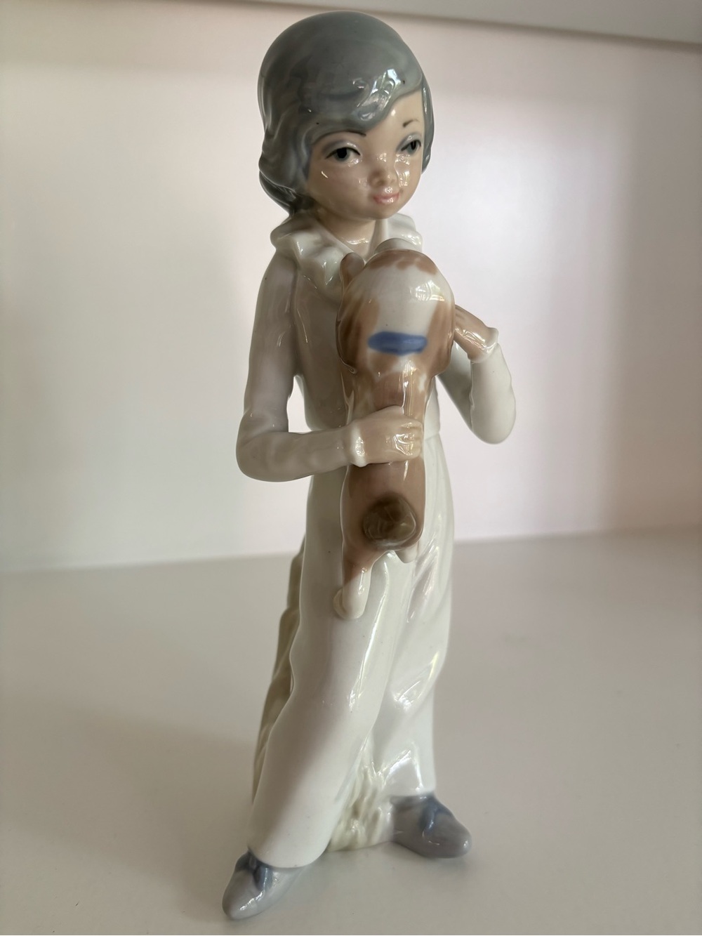 CASCADES Porcelain Figurine- Girl with Puppy - Retired - Made in Spain